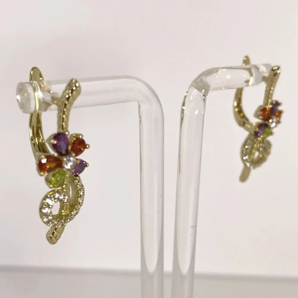 Musical note key note music symbol‎ gold tone rhinestone latch-back earrings OS